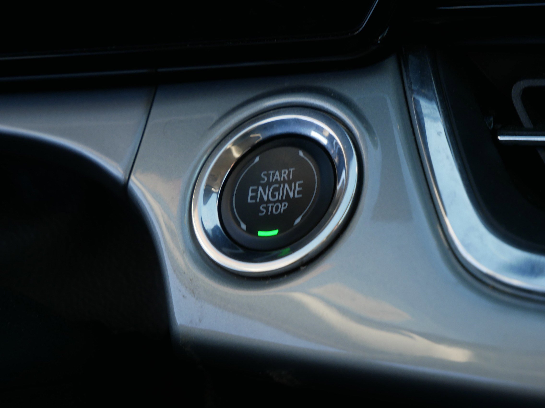 Used 2025 Chevrolet Trax LT w/ LT Convenience Package image 26