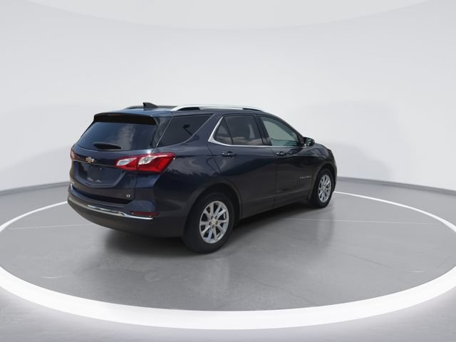 Used 2018 Chevrolet Equinox LT w/ Sun & Infotainment Package FWD image 11