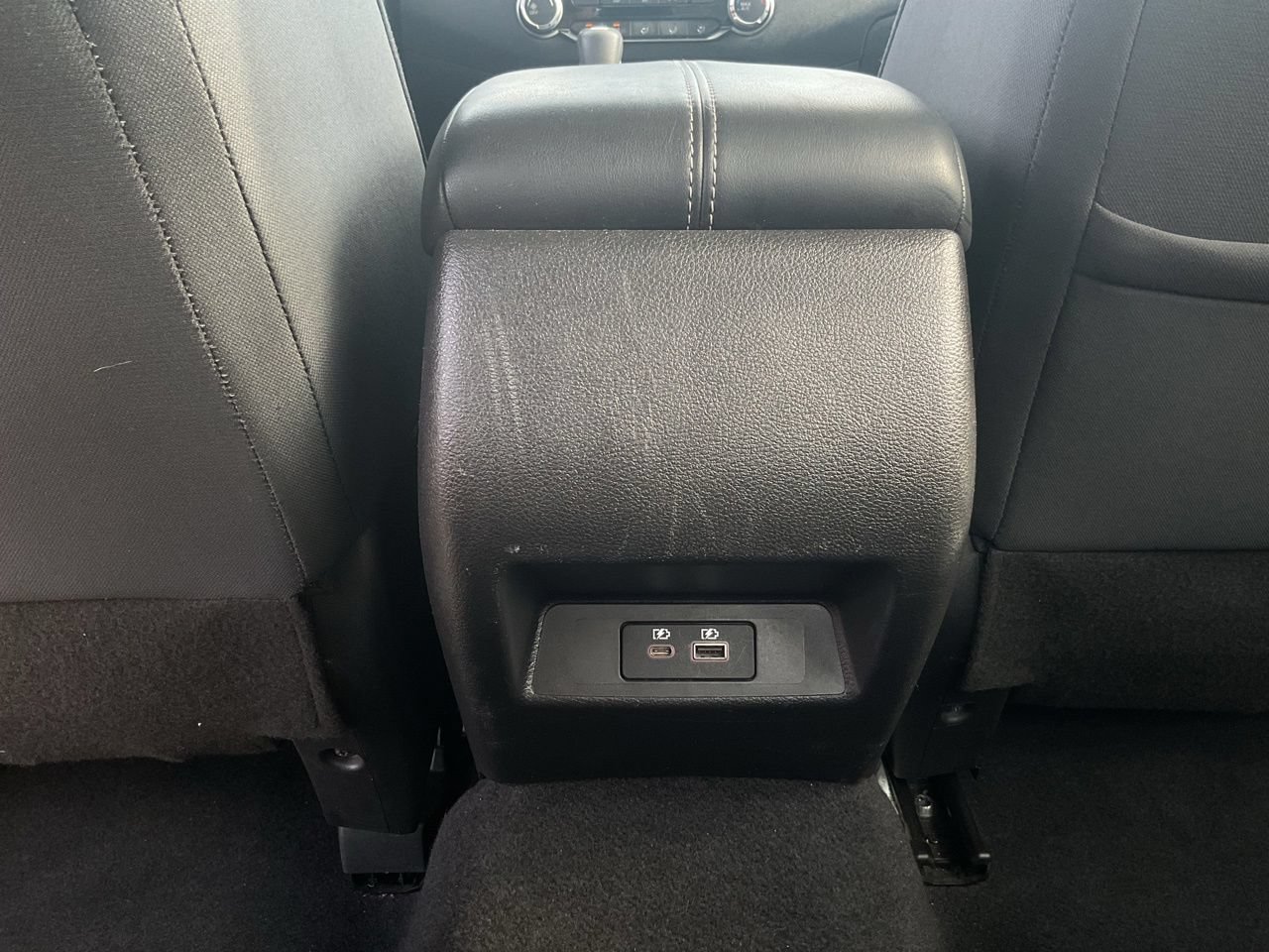 Used 2025 Nissan Altima 2.5 SV FWD image 13