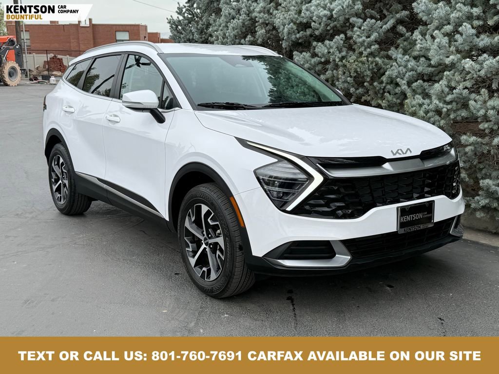 Used 2025 Kia Sportage EX image 12
