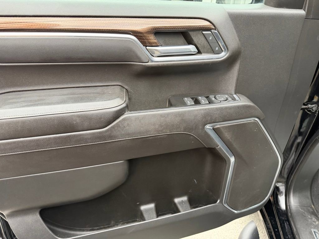 Used 2023 Chevrolet Silverado 1500 RST w/ Redline Edition image 15