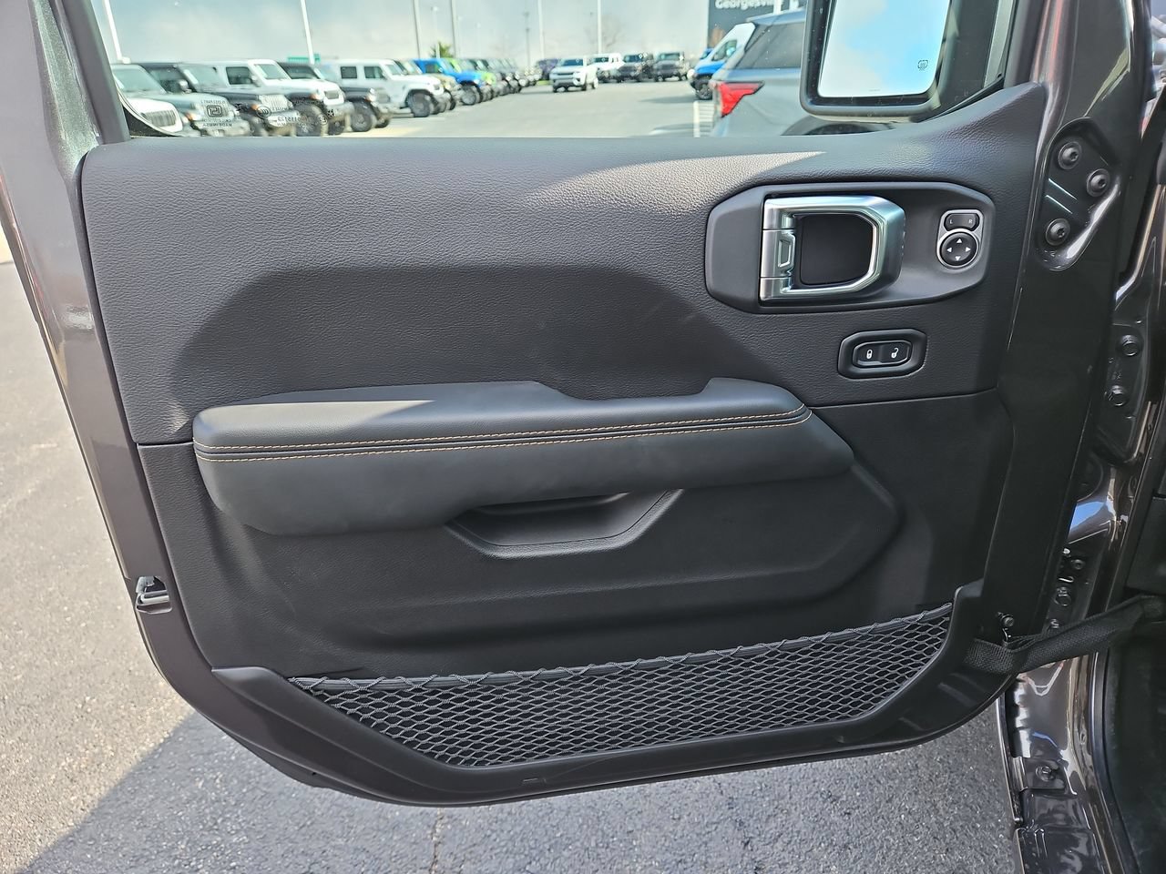 New 2026 Jeep Gladiator Mojave AWD/4WD image 18