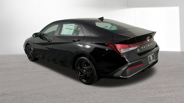New 2026 Hyundai Elantra Sport FWD image 7