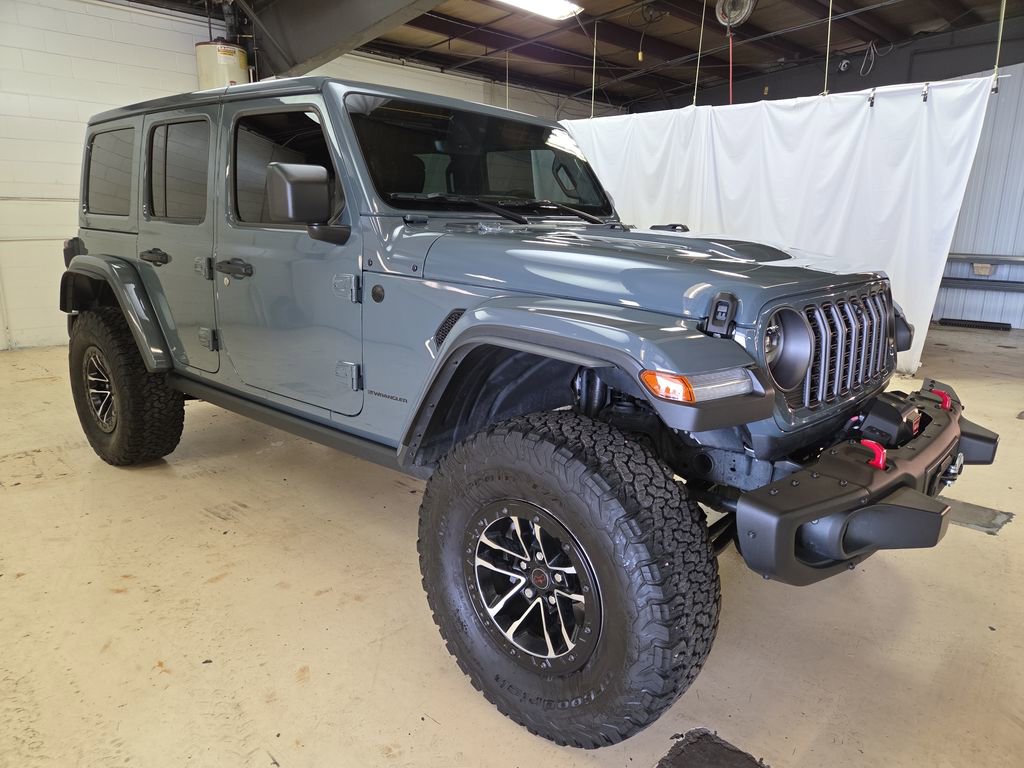Used 2024 Jeep Wrangler Unlimited Rubicon image 3