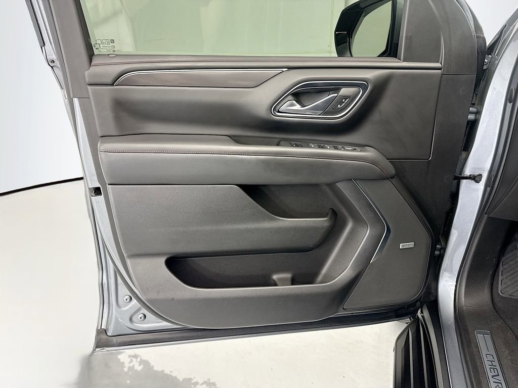 Used 2022 Chevrolet Tahoe RST w/ Luxury Package image 23