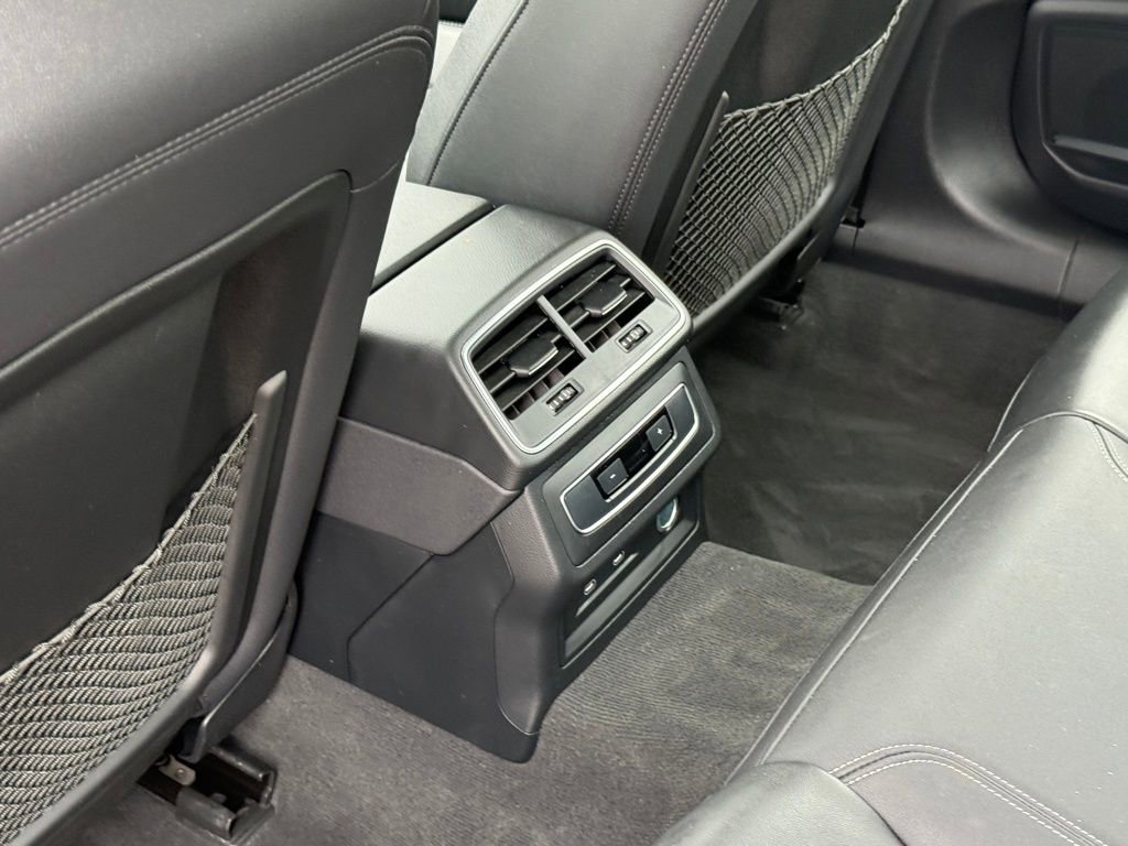 Used 2024 Audi A6 Premium Plus image 15