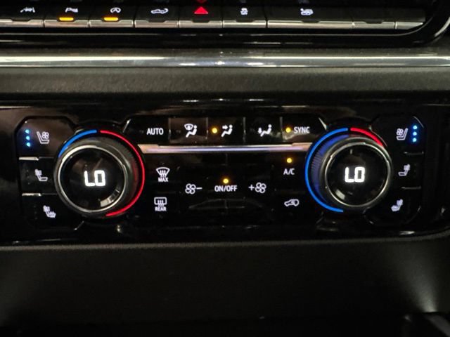 Used 2023 Chevrolet Silverado 1500 High Country w/ LPO, Dark Essentials Package AWD/4WD image 27