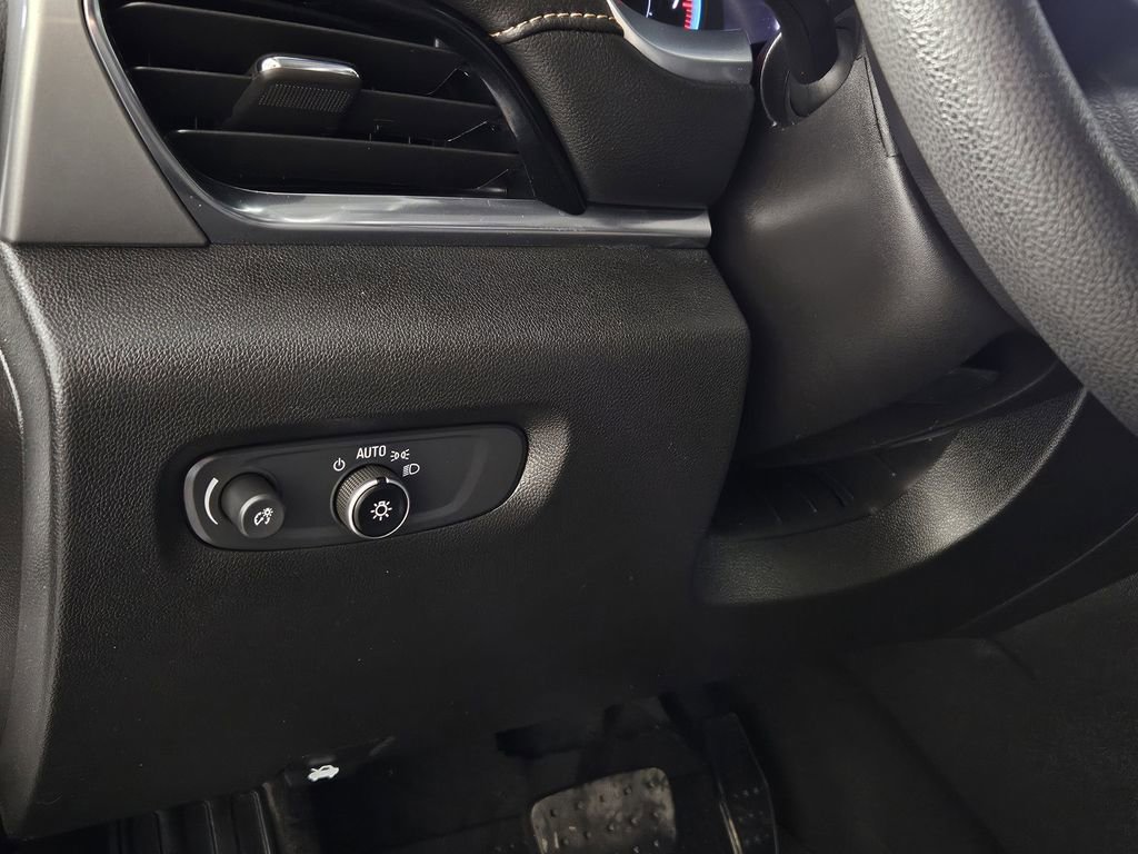 Used 2021 Chevrolet Traverse LS w/ LPO, Floor Liner Package image 24