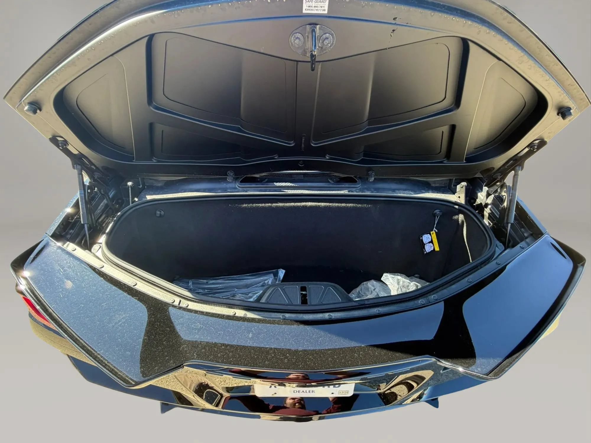 Used 2025 Chevrolet Corvette E-Ray AWD/4WD image 25