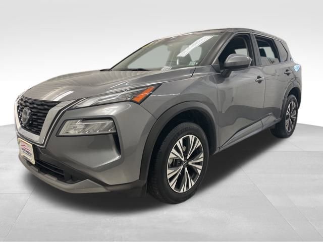 Used 2023 Nissan Rogue SV image 2