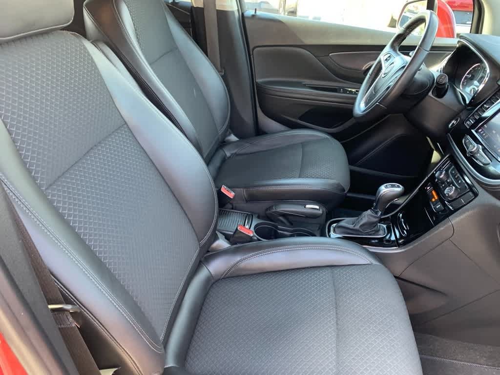 Certified 2022 Buick Encore Preferred AWD/4WD image 21