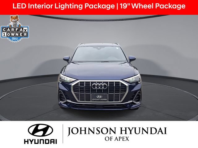 Used 2021 Audi Q3 2.0T Premium w/ Convenience Package AWD/4WD image 3