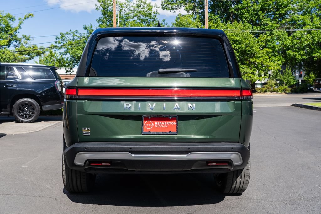 Used 2024 Rivian R1S Adventure AWD/4WD image 5
