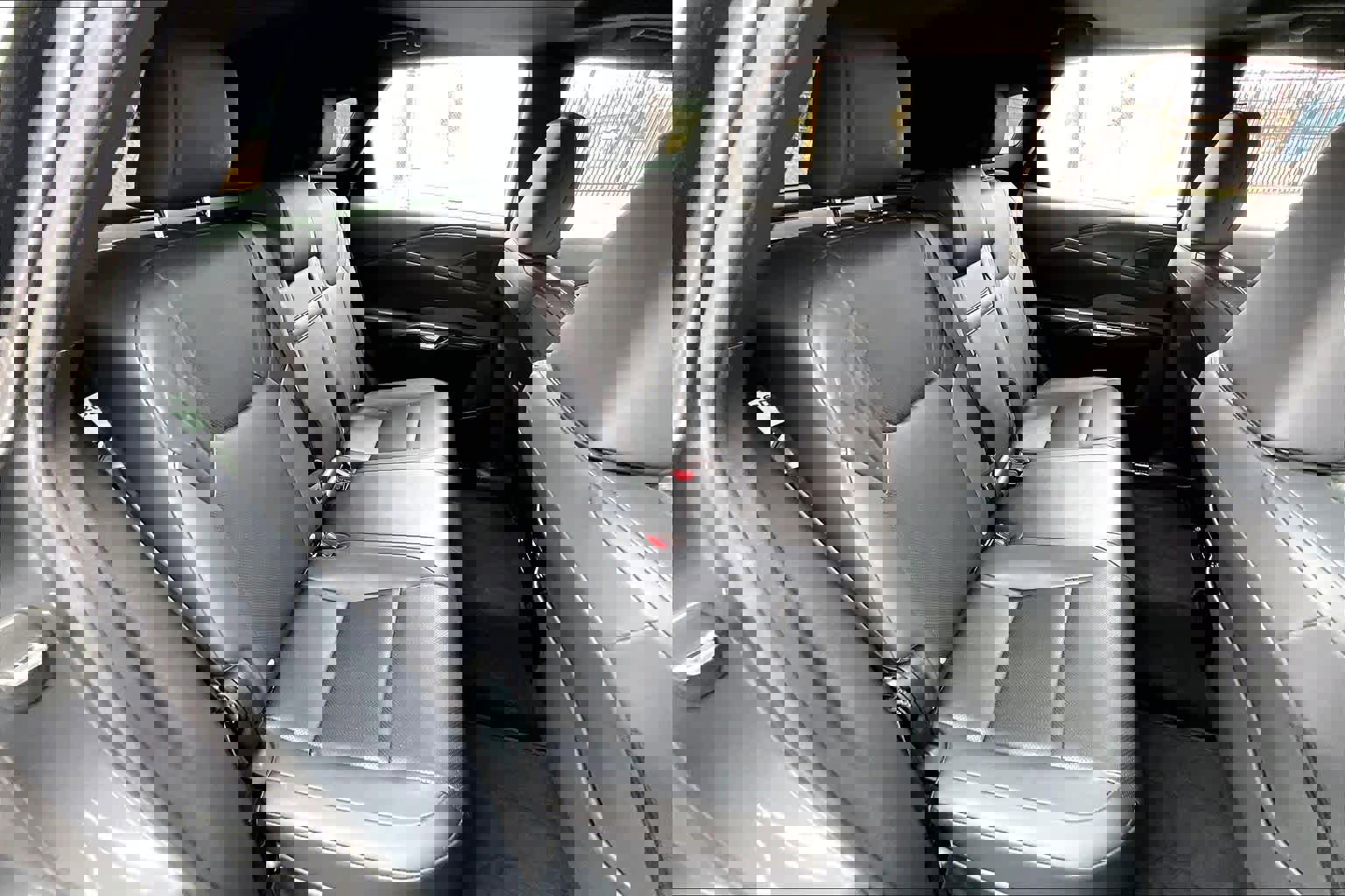 Used 2025 Lexus RX 350 Premium w/ Accessory Package (Z1) image 16