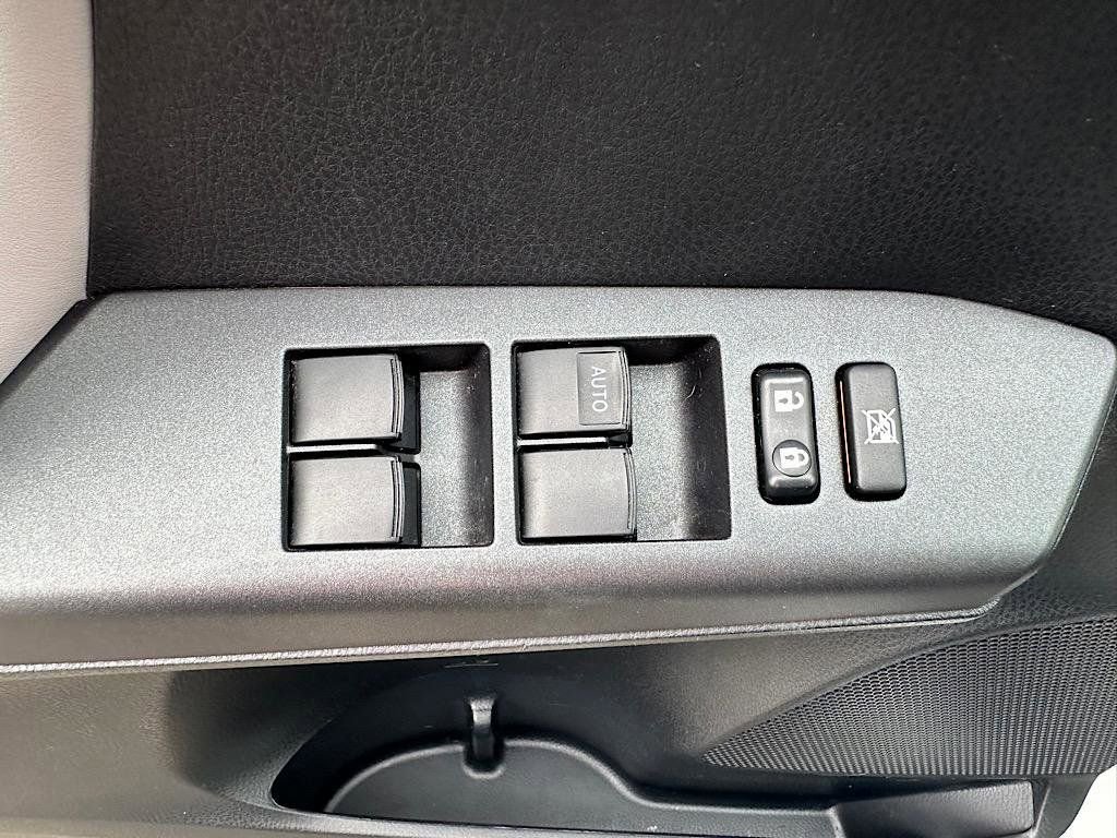 Certified 2018 Toyota RAV4 XLE w/ Protection Package image 16