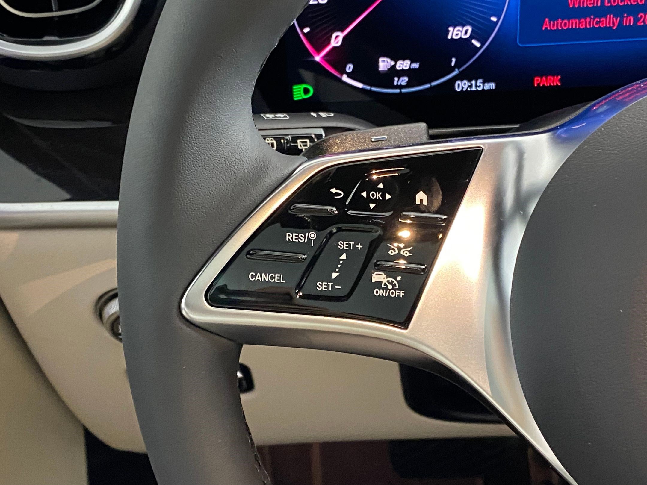 Used 2026 Mercedes-Benz GLC 300 4MATIC image 17