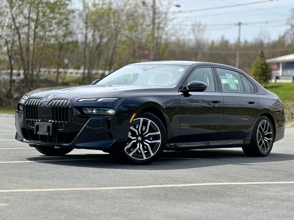 Certified 2023 BMW 760i xDrive w/ Parking Assistance Package AWD/4WD image 1