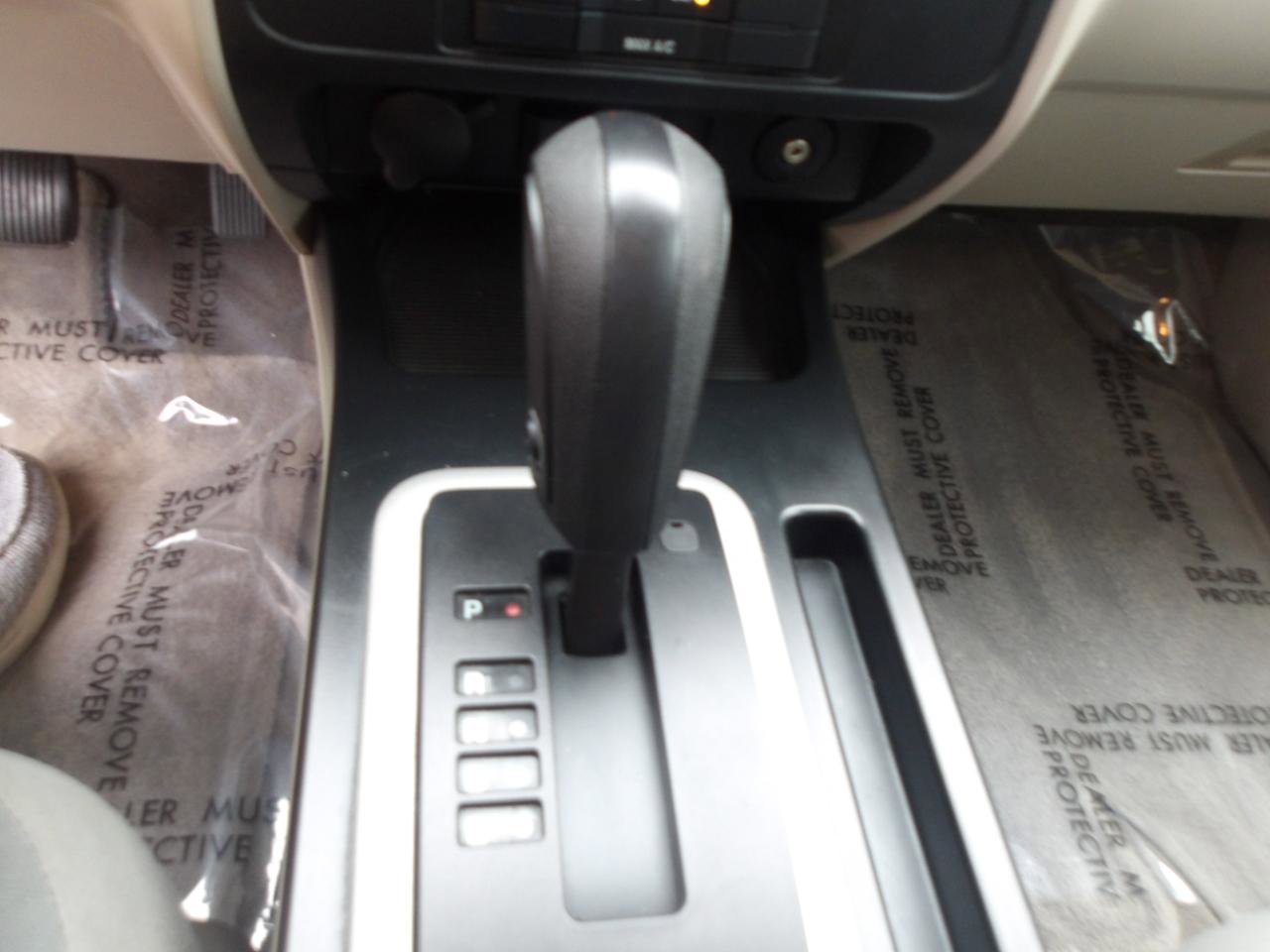 Used 2011 Ford Escape XLS w/ 102A Rapid Spec Order Code FWD image 24
