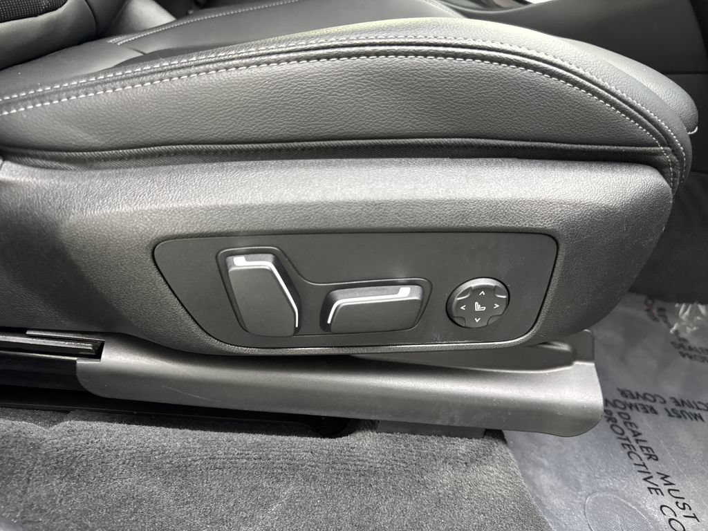 Used 2024 BMW X3 xDrive30i AWD/4WD image 47