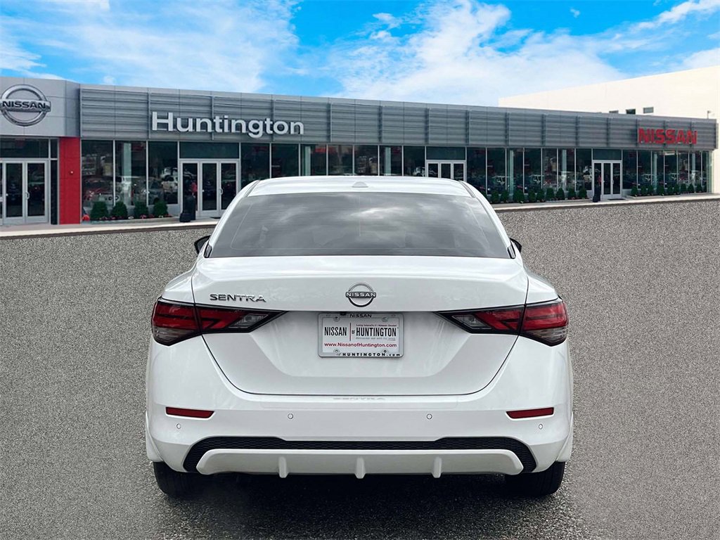 Used 2025 Nissan Sentra SV w/ All-Weather Package image 7