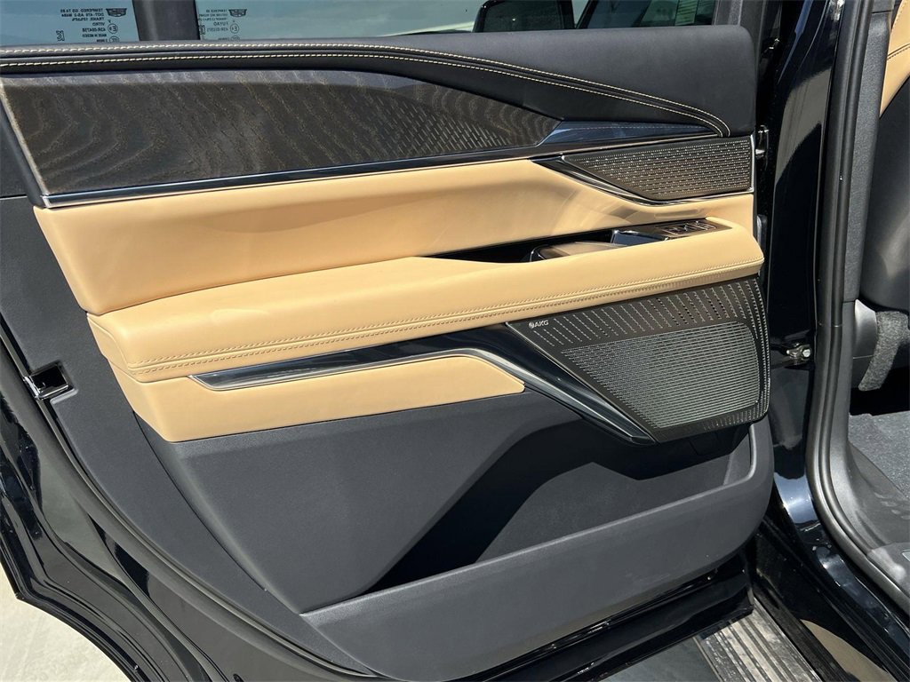 New 2026 Cadillac Escalade IQ Sport 2 image 27
