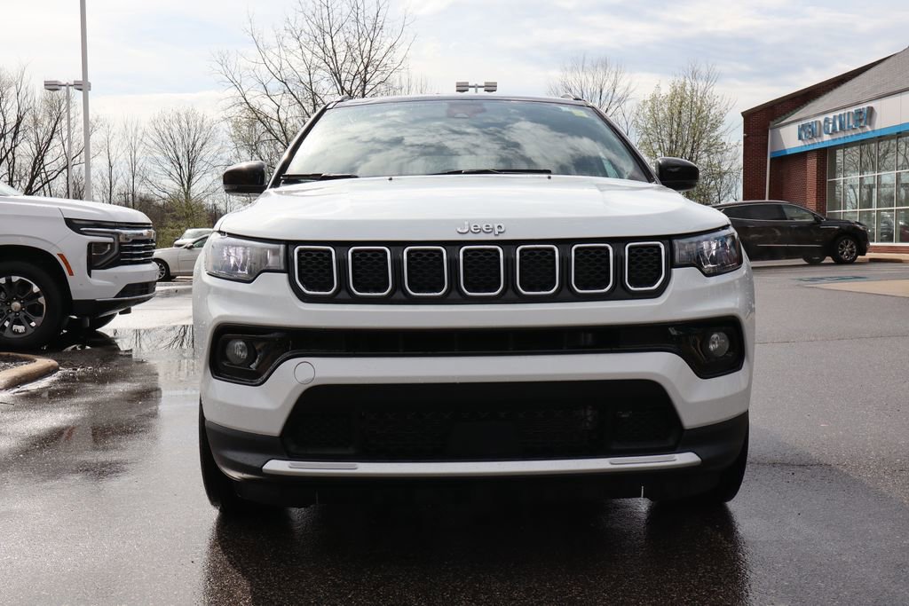 Used 2024 Jeep Compass Limited image 6