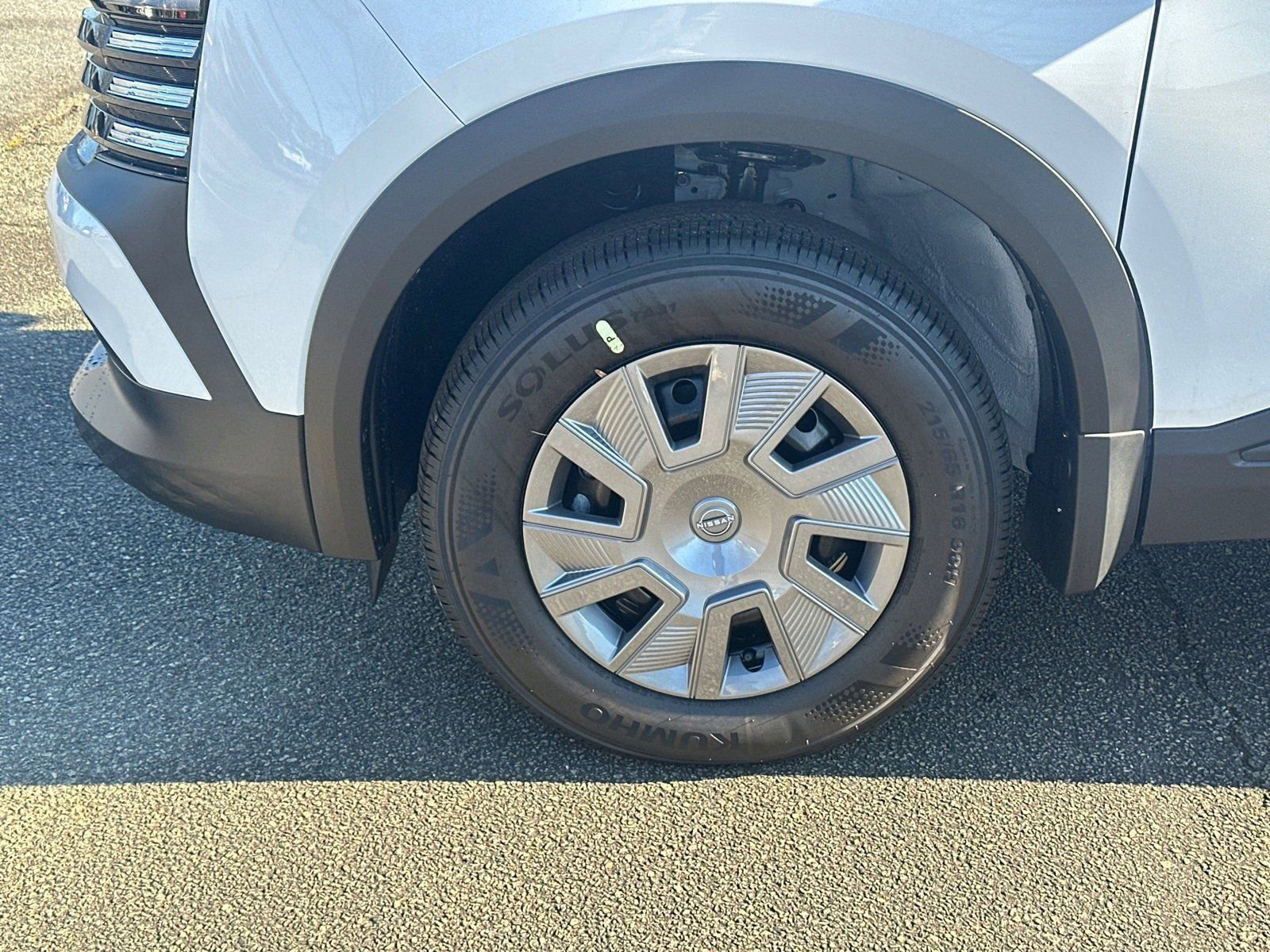 New 2026 Nissan Kicks S FWD image 11