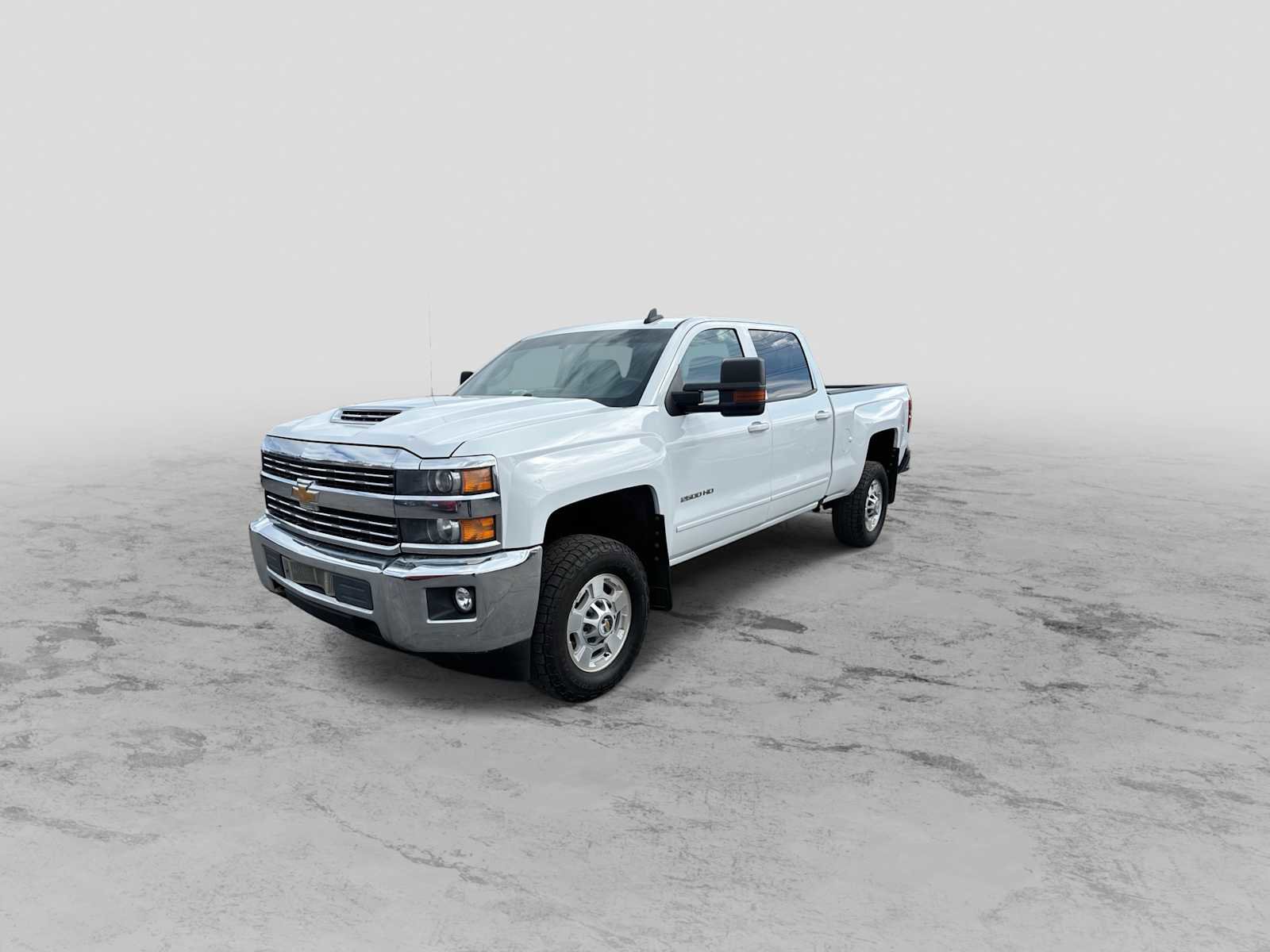 Used 2018 Chevrolet Silverado 2500 LT image 4