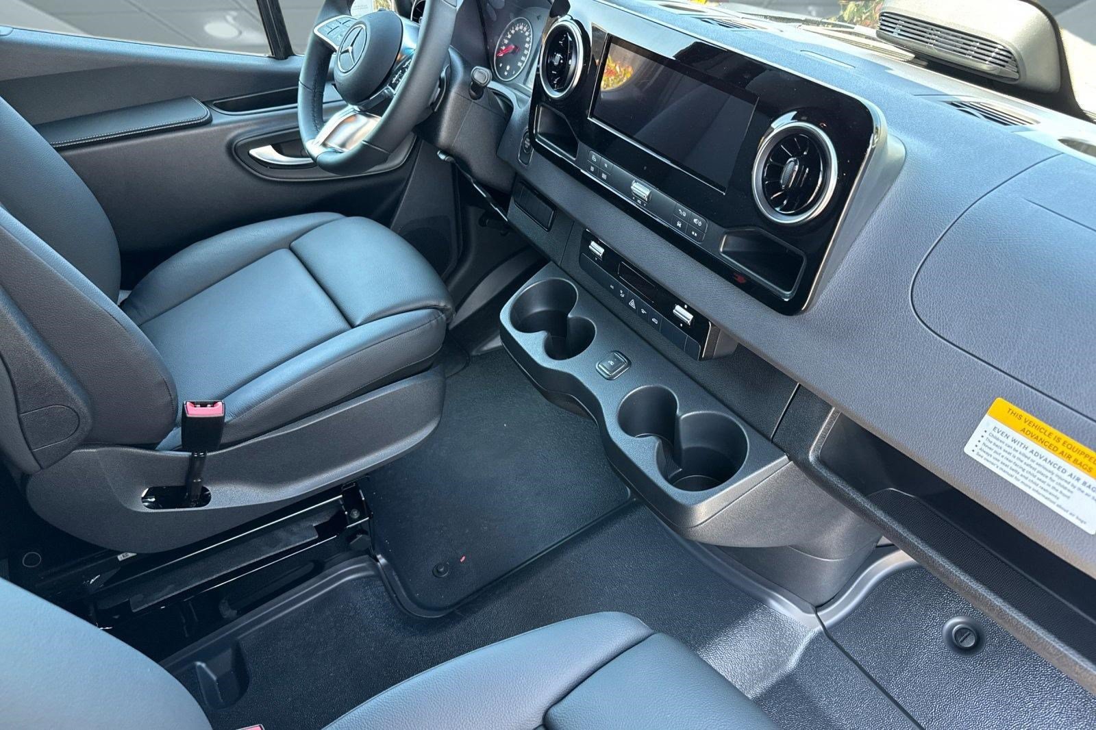 New 2026 Mercedes-Benz Sprinter 2500 image 25