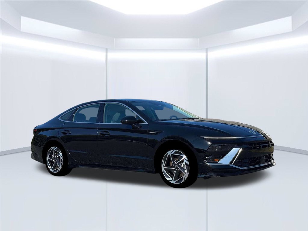 New 2026 Hyundai Sonata SEL FWD image 10