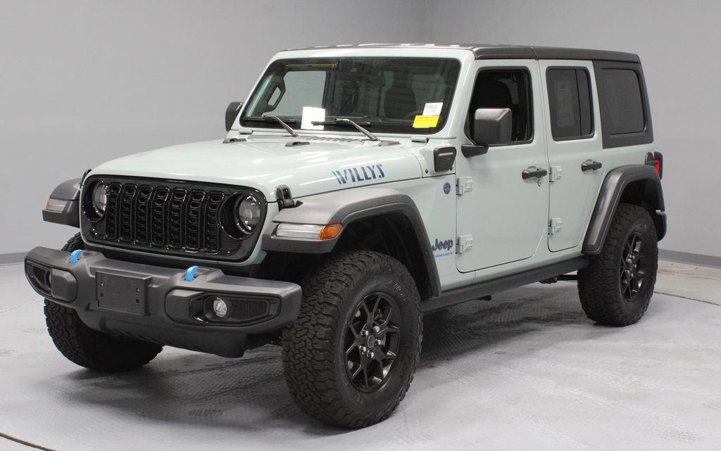 Used 2024 Jeep Wrangler Unlimited AWD/4WD image 6