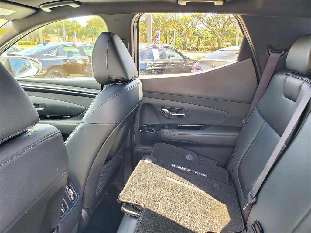 Used 2022 Hyundai Santa Cruz Limited image 11