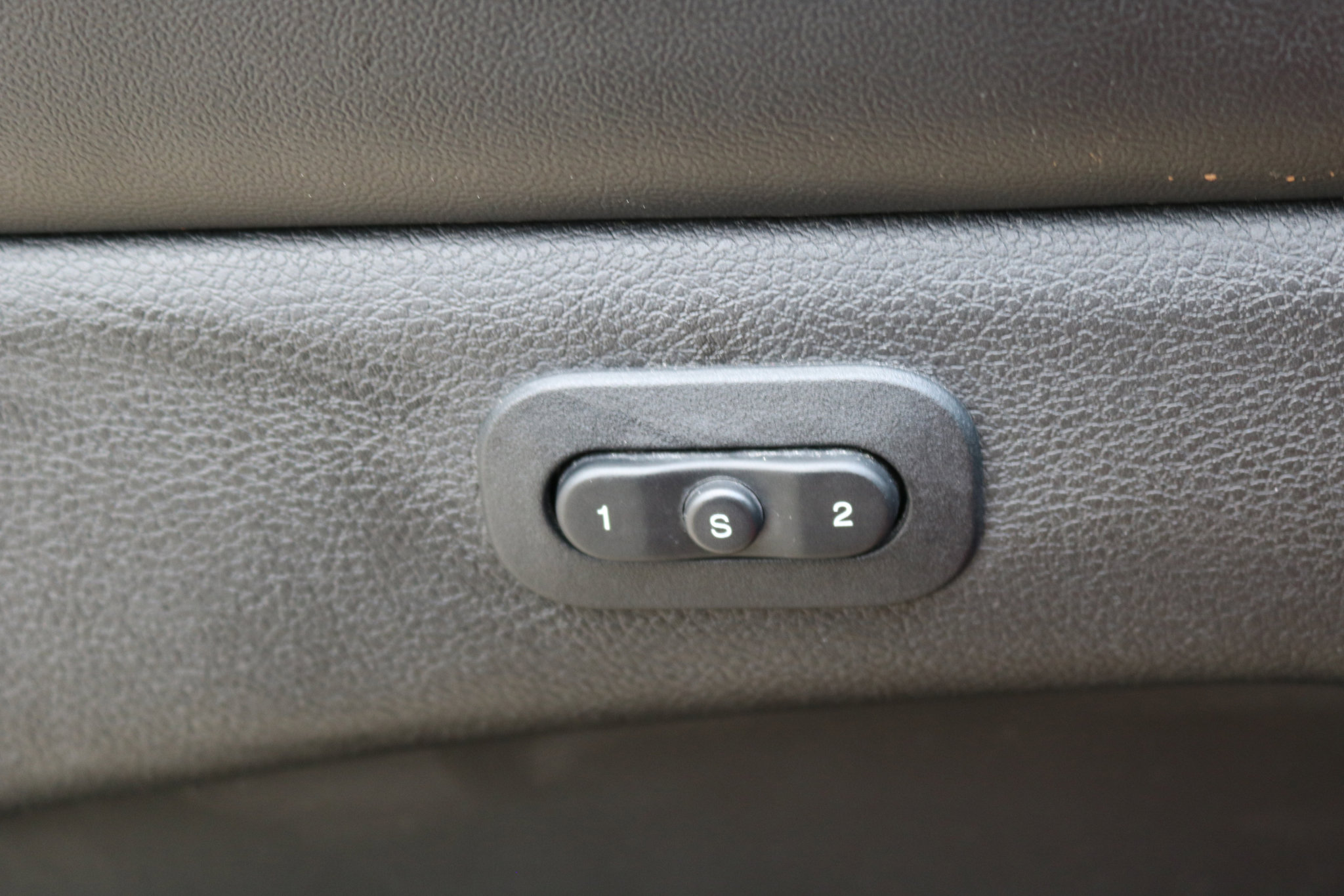 Used 2019 Dodge Durango GT image 16