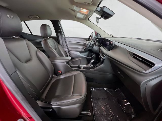 Used 2024 Buick Encore GX Sport Touring image 36