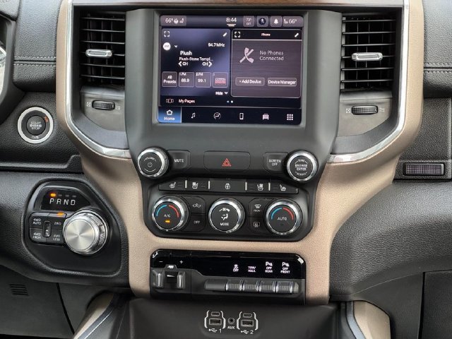 Used 2022 RAM 1500 Laramie AWD/4WD image 18