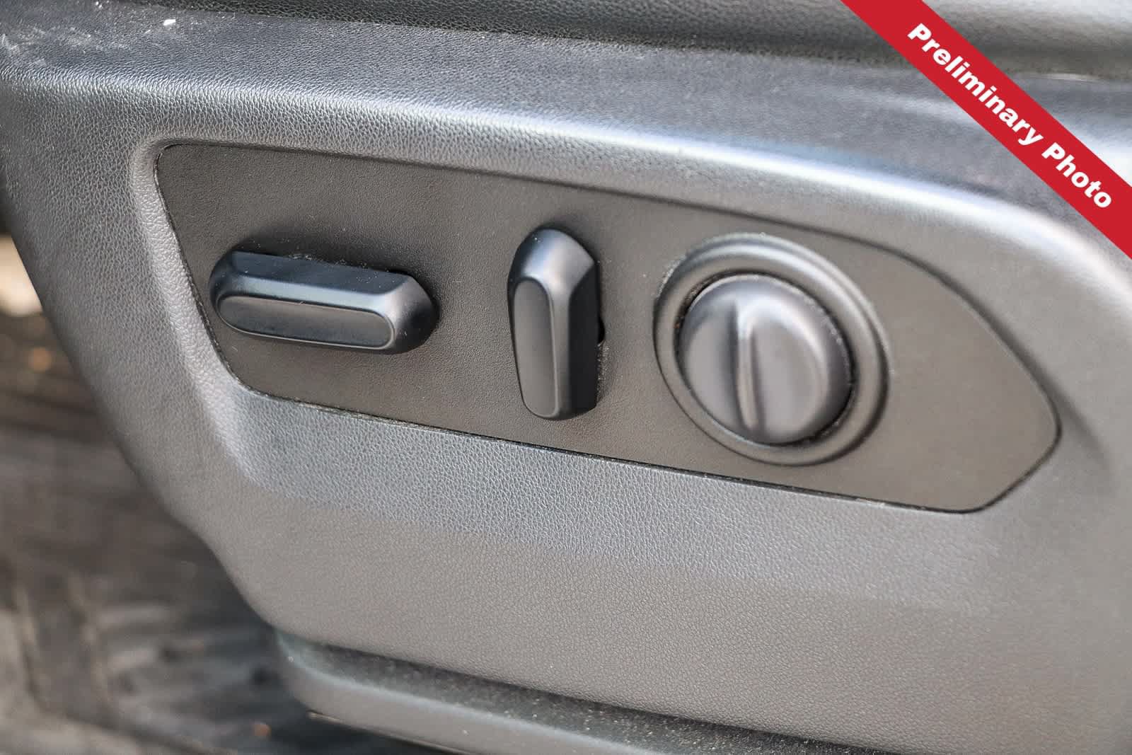 Used 2020 GMC Sierra 1500 AT4 w/ AT4 Premium Package AWD/4WD image 15