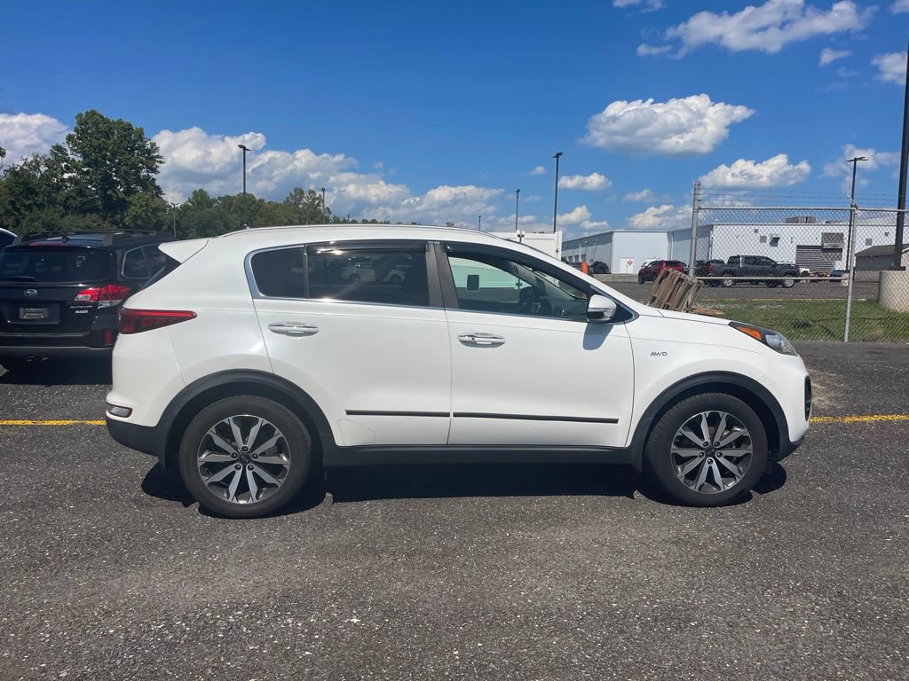 Used 2017 Kia Sportage EX w/ EX Premium Package AWD/4WD image 6