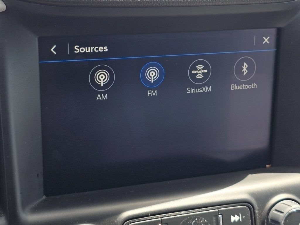 Used 2024 GMC Terrain SLT FWD image 5