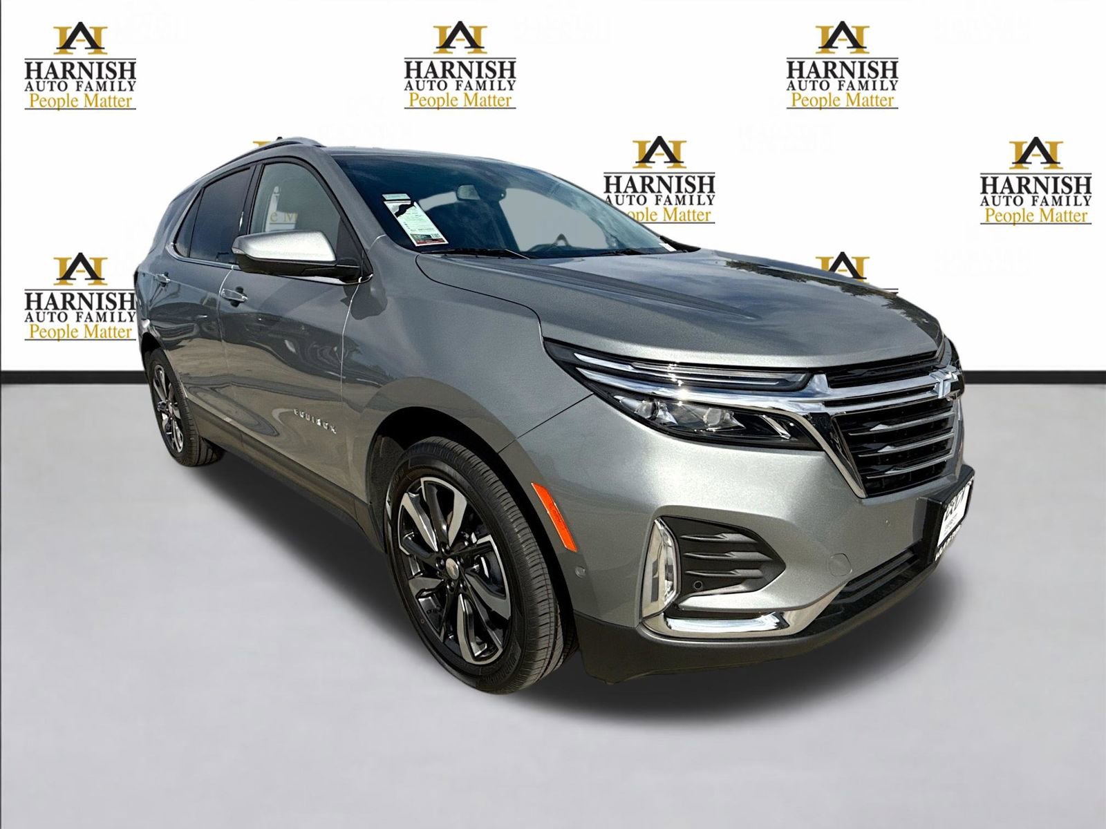 Used 2023 Chevrolet Equinox Premier image 9