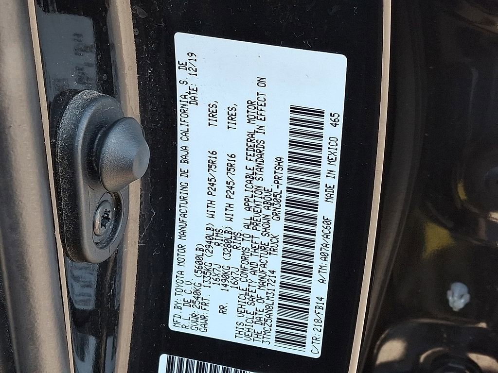 Used 2020 Toyota Tacoma SR image 10