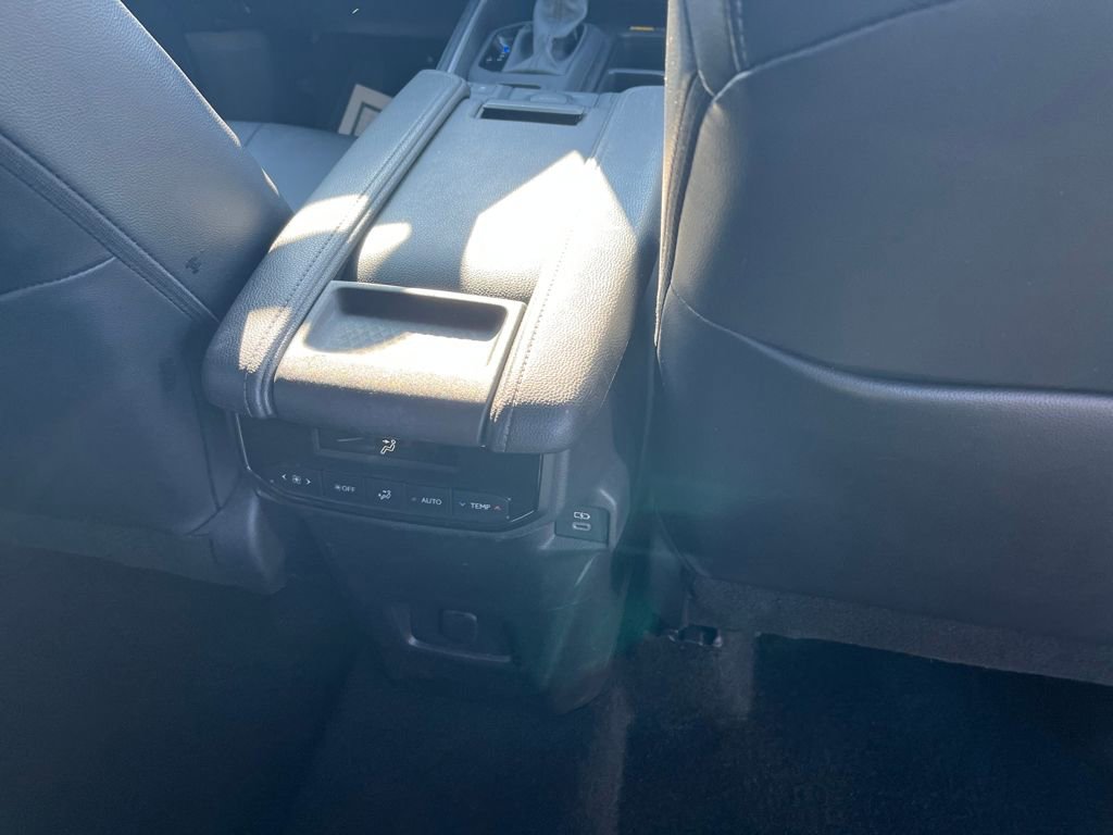 Used 2024 Toyota Grand Highlander XLE image 30