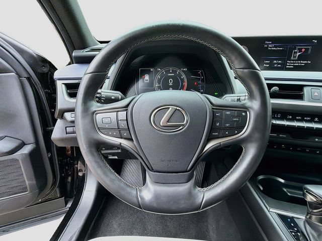 Used 2019 Lexus UX 200 w/ Premium Package FWD image 38