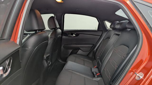 Used 2020 Kia Forte GT FWD image 17