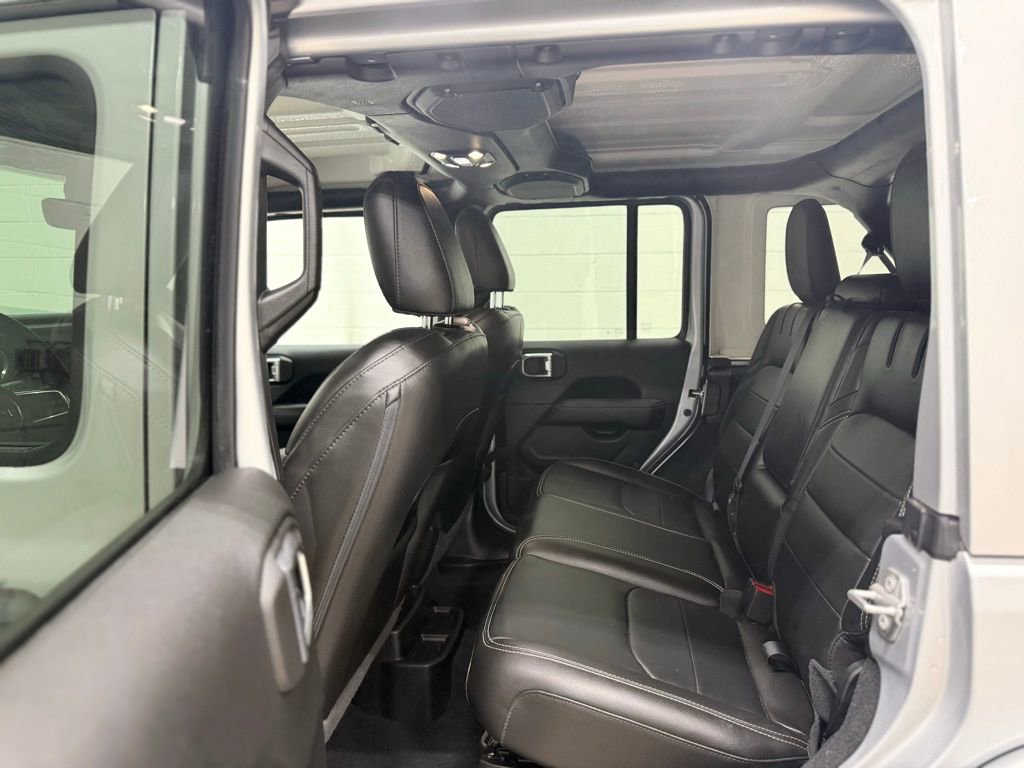 Used 2023 Jeep Wrangler Sahara w/ Cold Weather Group image 20