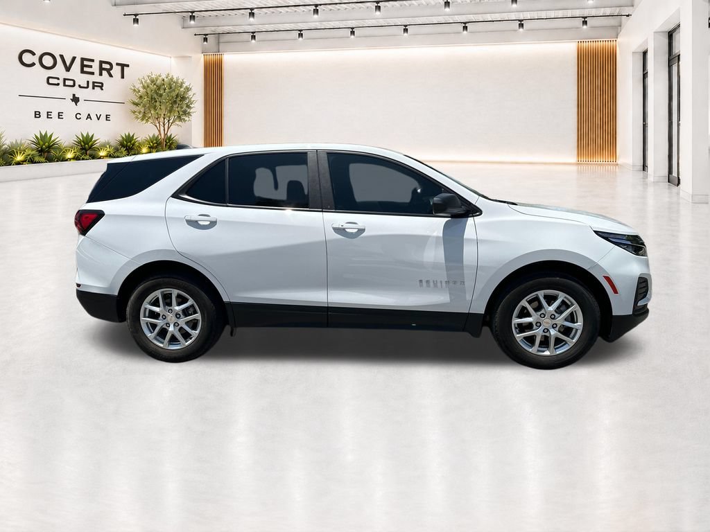 Used 2024 Chevrolet Equinox LS w/ LS Convenience Package FWD image 14
