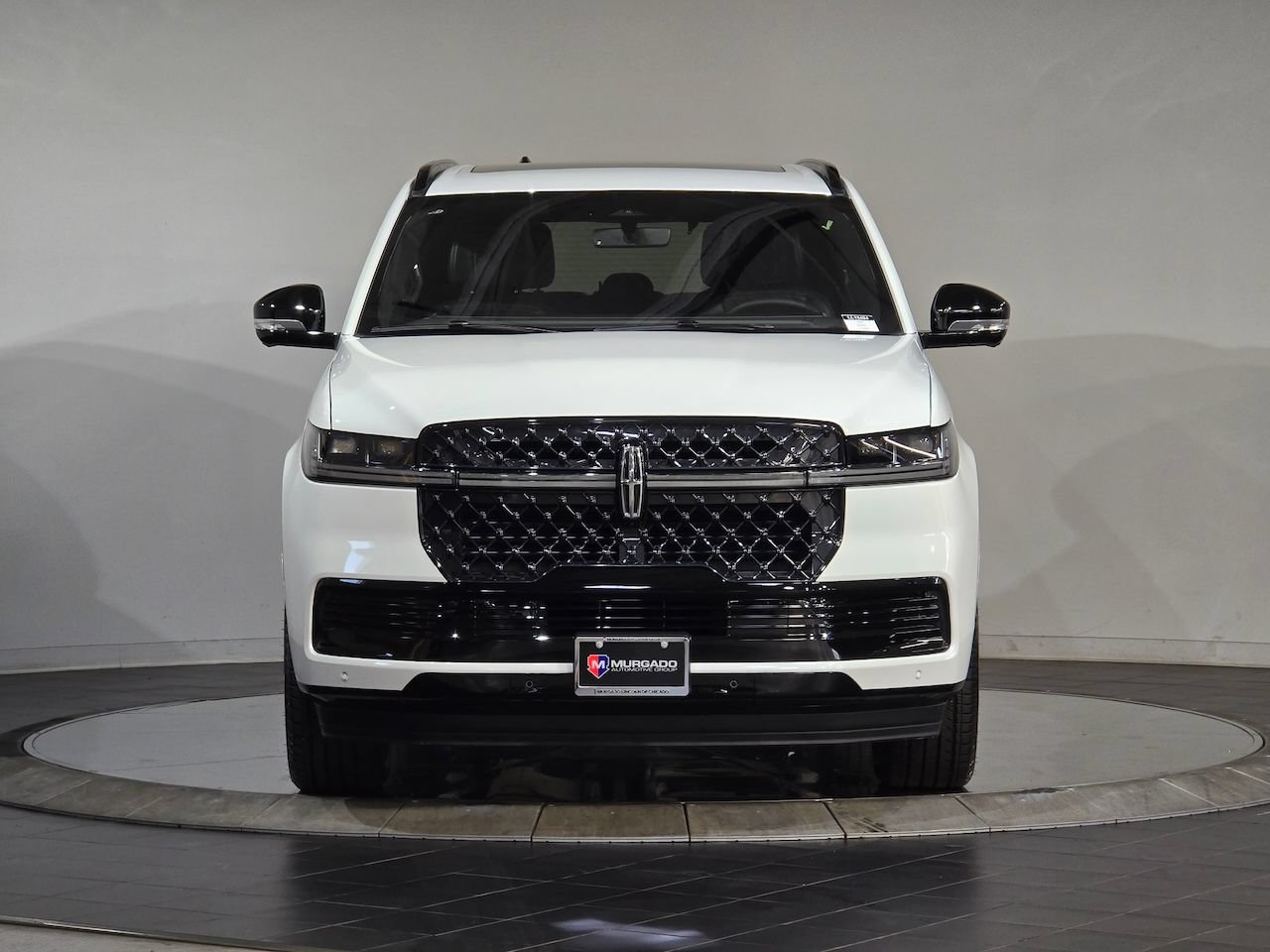 New 2025 Lincoln Navigator Reserve w/ Jet Appearance Package AWD/4WD video 3