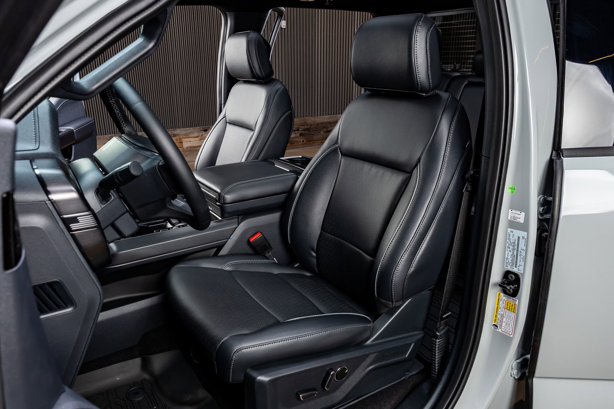 Used 2026 Ford F150 Lariat AWD/4WD image 30