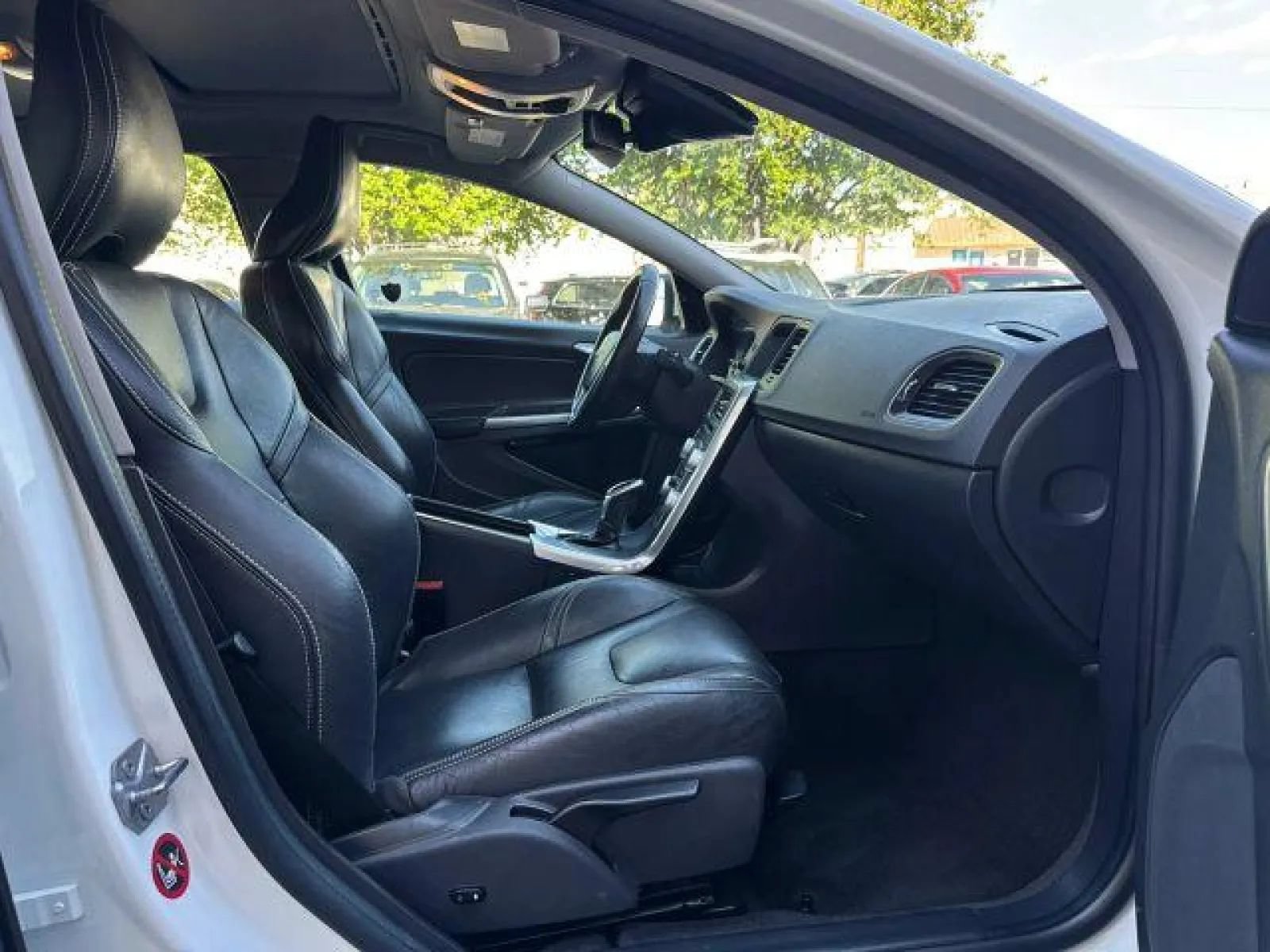 Used 2017 Volvo S60 T5 Dynamic FWD image 22