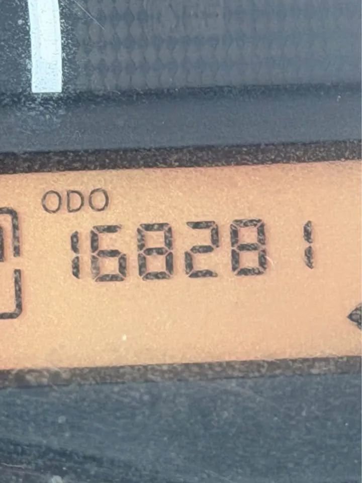 Used 2012 Nissan Versa S w/ Cruise Control Pkg FWD image 6