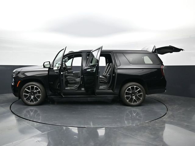 Used 2025 Chevrolet Suburban RST w/ Comfort Package AWD/4WD image 48
